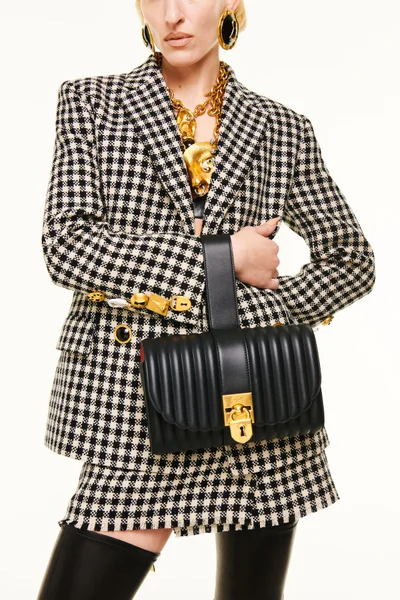 Look 19